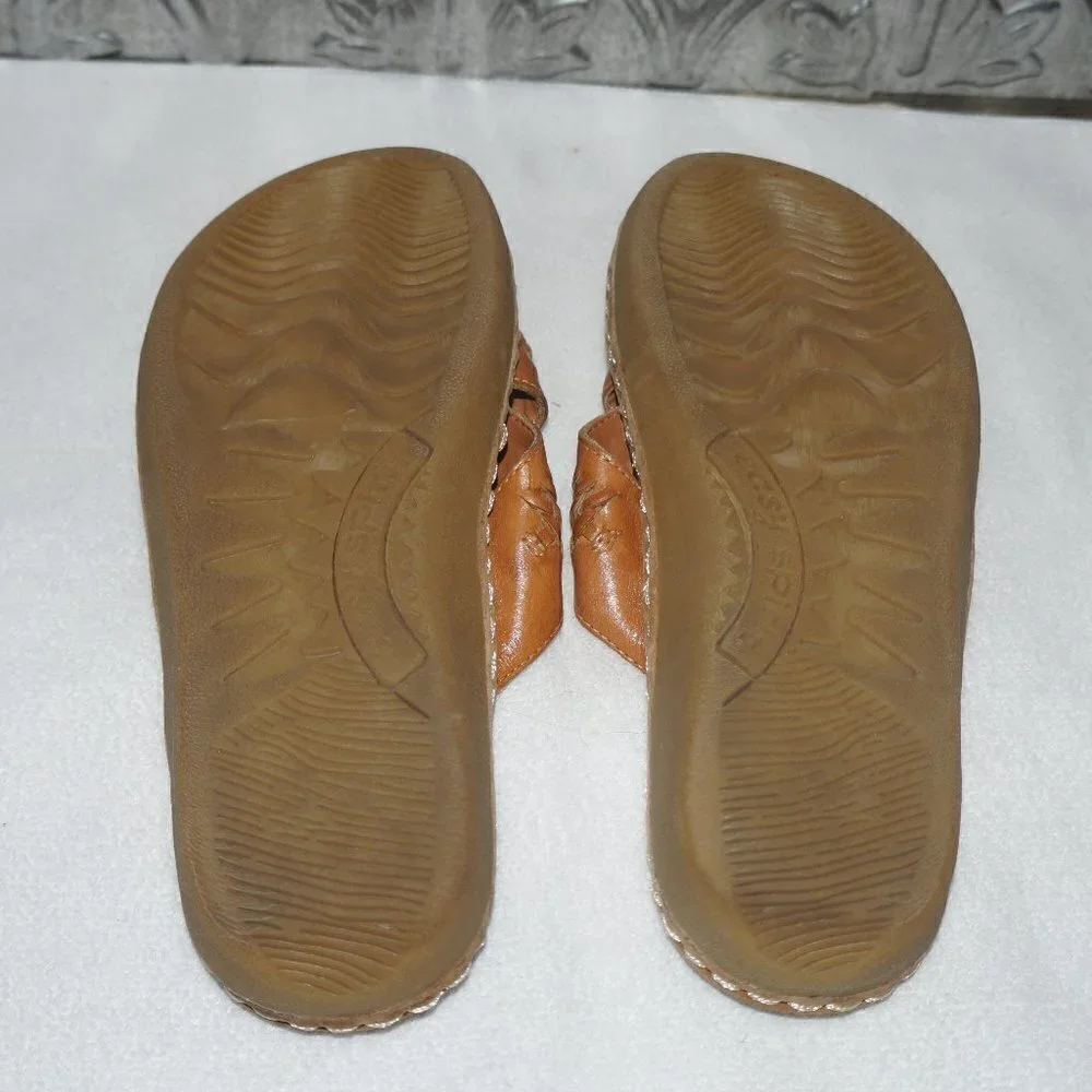 Easy Spirit Size 7 Brown Leather Super Comfy Slip On Sandals